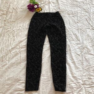 🟣Black designed leggings